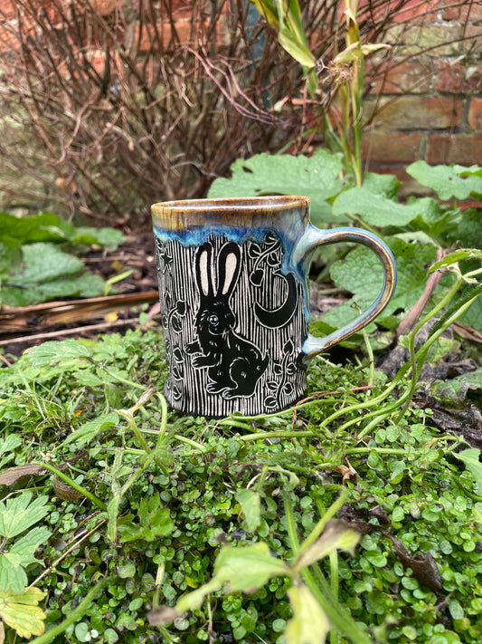 Medium Hare Mug in Blue